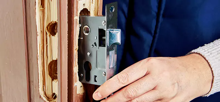 Garage Door Lock Replacement Winter Park